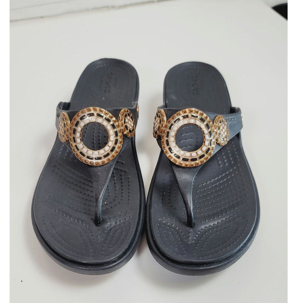 Crocs Sanrah Diamante Wedge Flip Sandal in Black, sz 10 - Picture 2 of 16